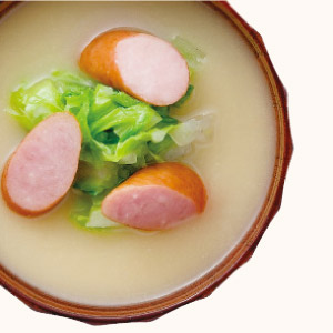 Chinese Cabbage and Sausage Miso Soup