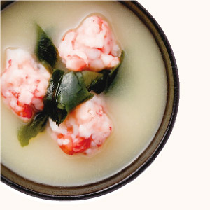 Minced Shrimp and Wakame Seaweed Miso Soup