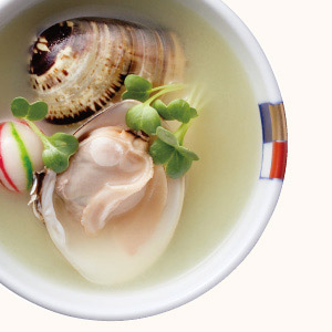 Hard Clam and Wheat Gluten Cake Miso Soup