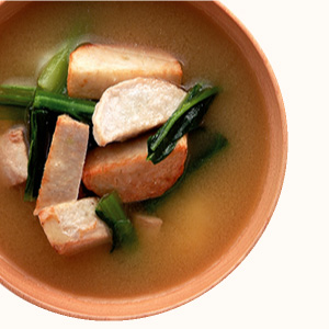 Deep-fried Taro and Japanese Mustard Spinach Miso Soup