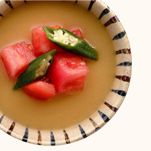 Deep-fried Burdock and Japanese Honeywort Miso Soup