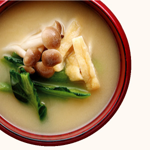 Japanese Mustard Spinach, Deep-fried Tofu and Shimeji Mushroom Miso Soup