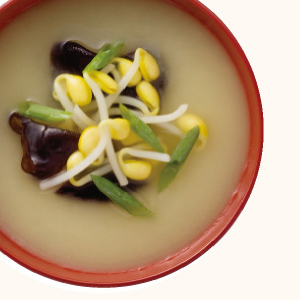 Fresh Wood Ear Mushroom and Soybean Sprout Miso Soup